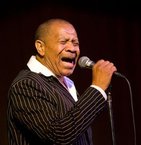 Lenny Williams Singing